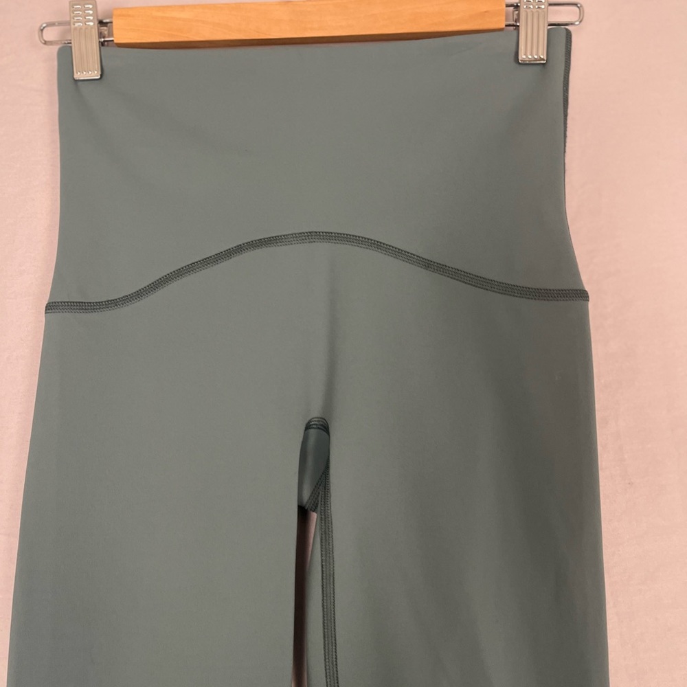 SPANX Shape 7/8 Booty Boost Leggings Womens Small Olive Green Slimming - Picture 4 of 13